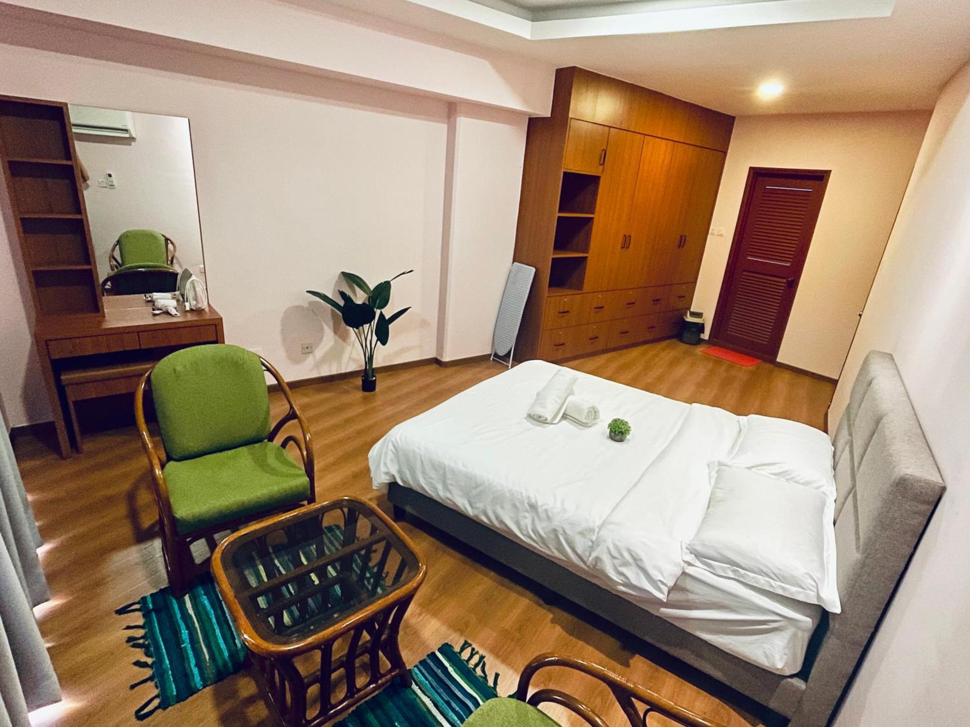 Kuching City Center Riverbank Suites With Marvelous River View Exterior photo