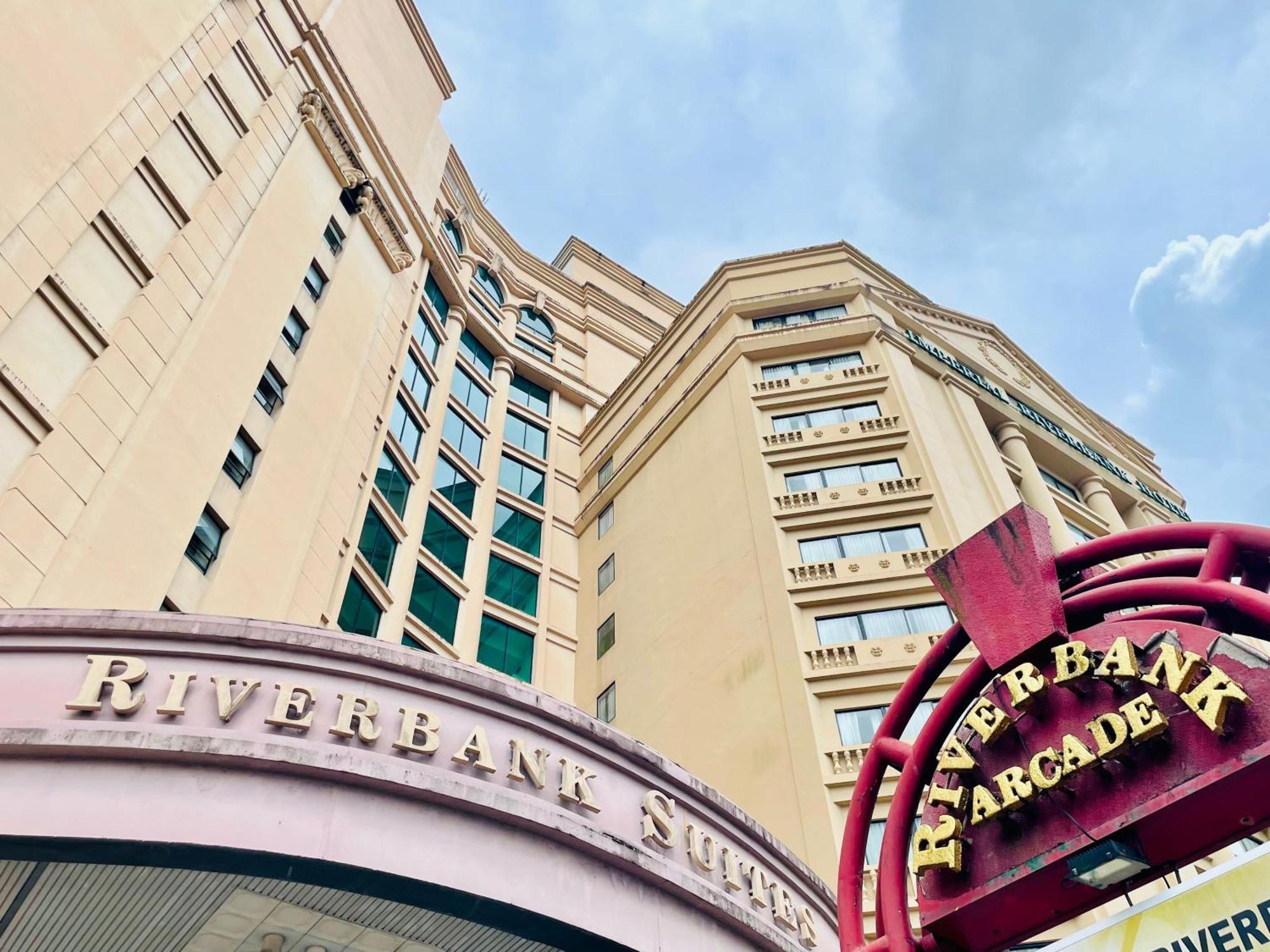 Kuching City Center Riverbank Suites With Marvelous River View Exterior photo